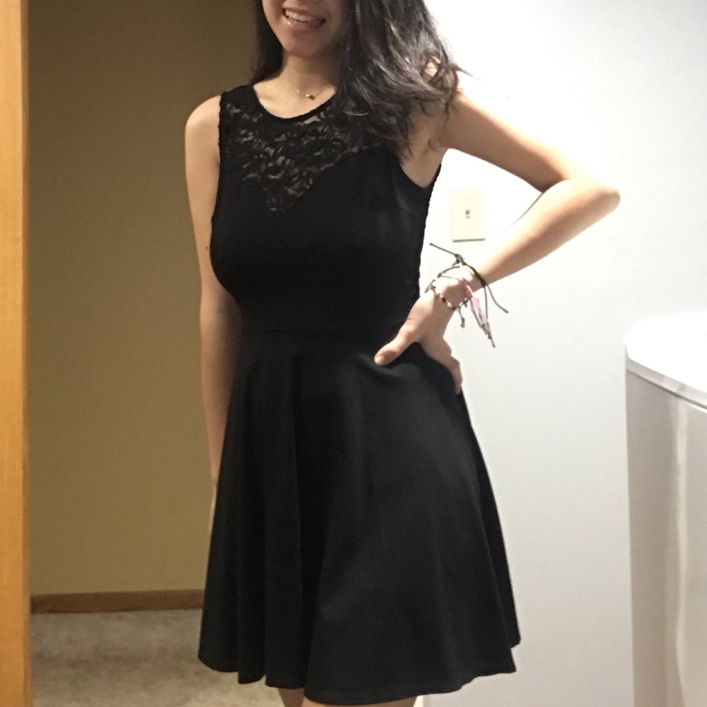 Soprano Lace Dress (S)